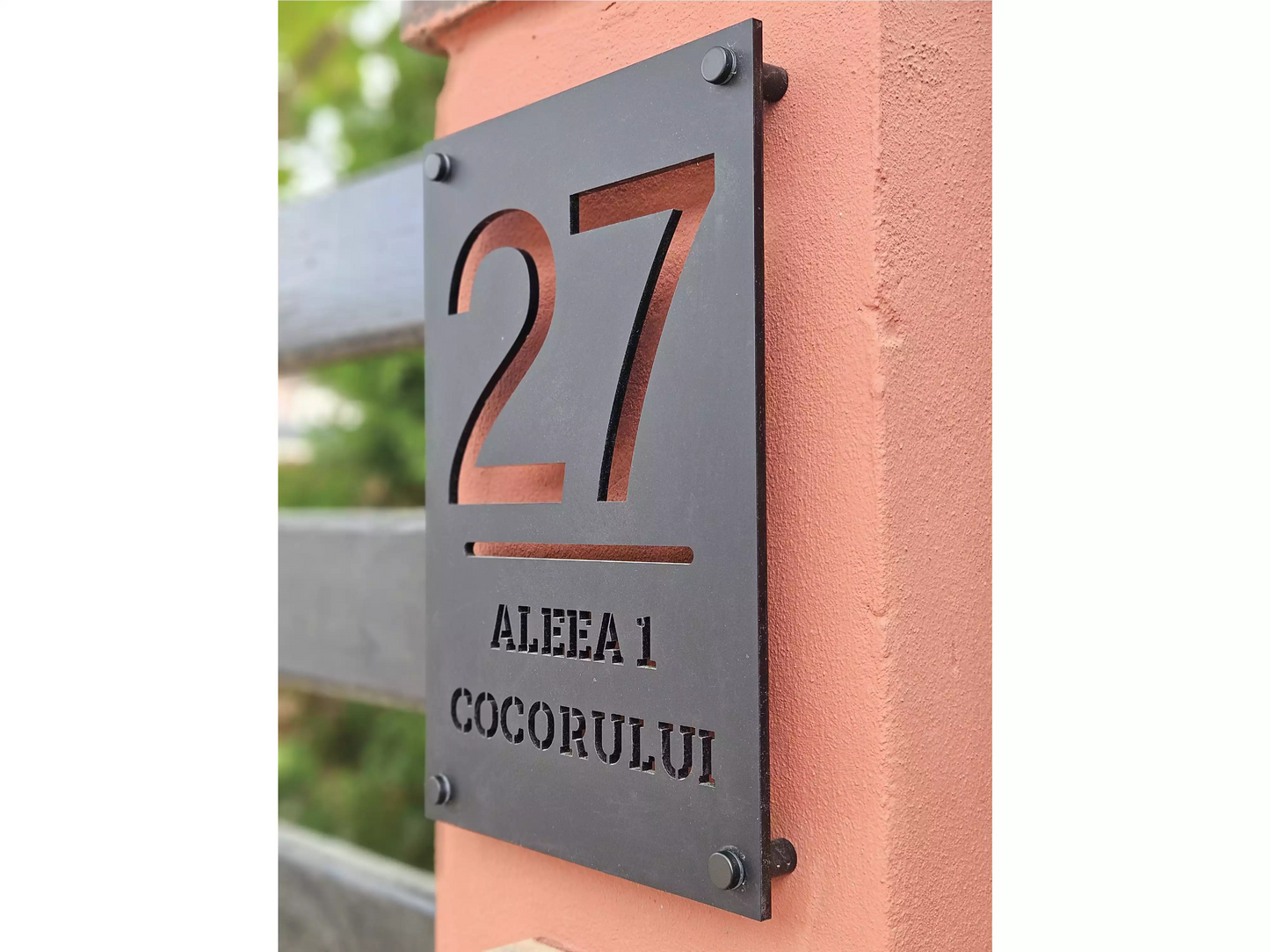 plăcuță număr casă personalizată acrilic negru decupat, număr casă personalizat modern din acrilic, plăcuță număr poartă acrilic negru