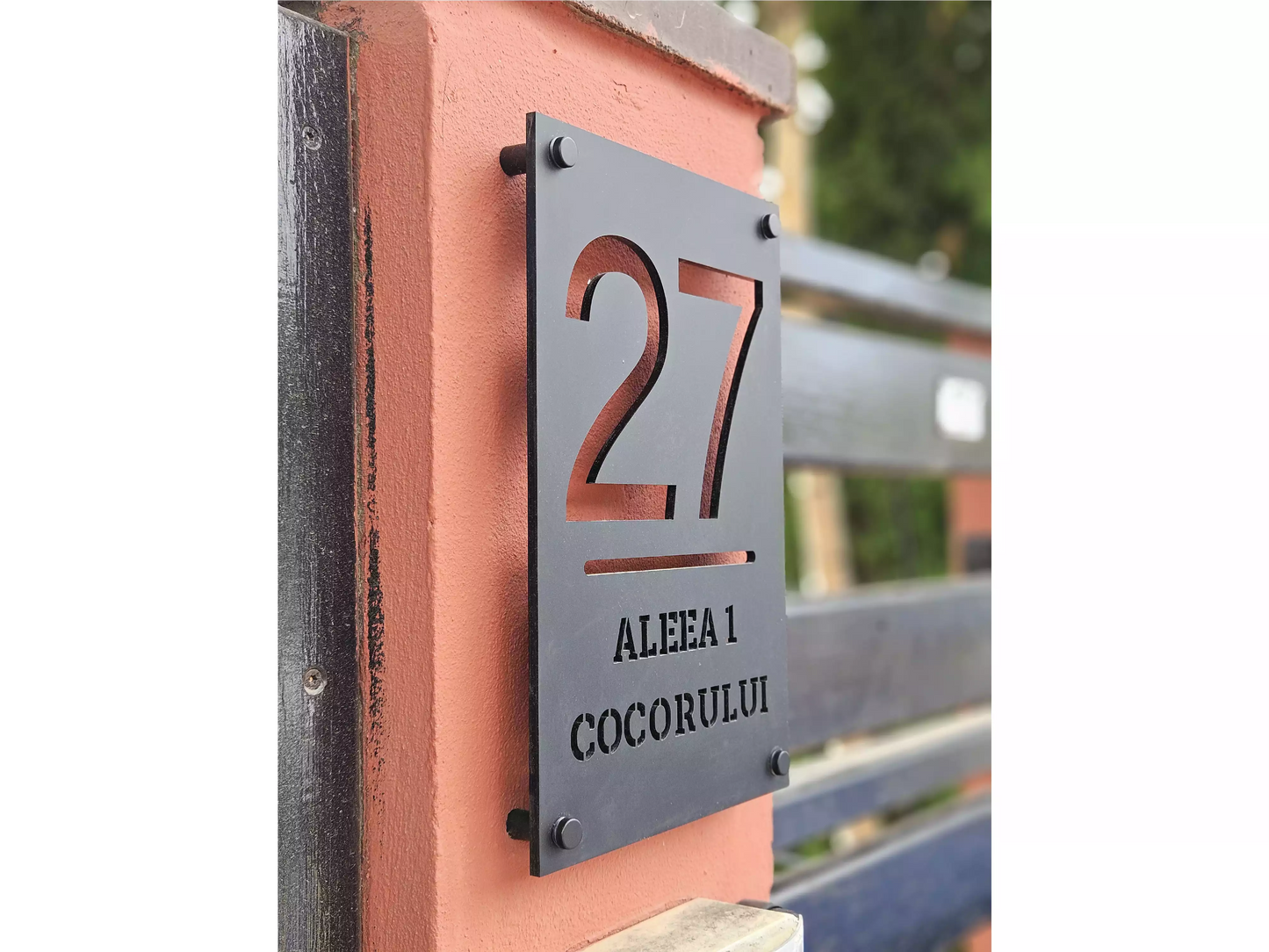 plăcuță număr casă personalizată acrilic negru decupat, număr casă personalizat modern din acrilic, plăcuță număr poartă acrilic negru