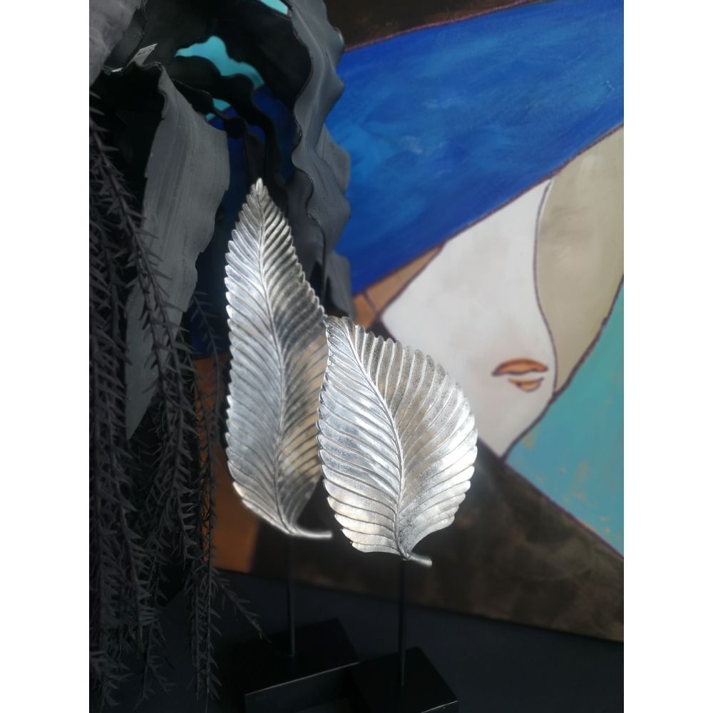 Decorațiune URMO din polirășină și metal, 13 x 9 x 57 cm