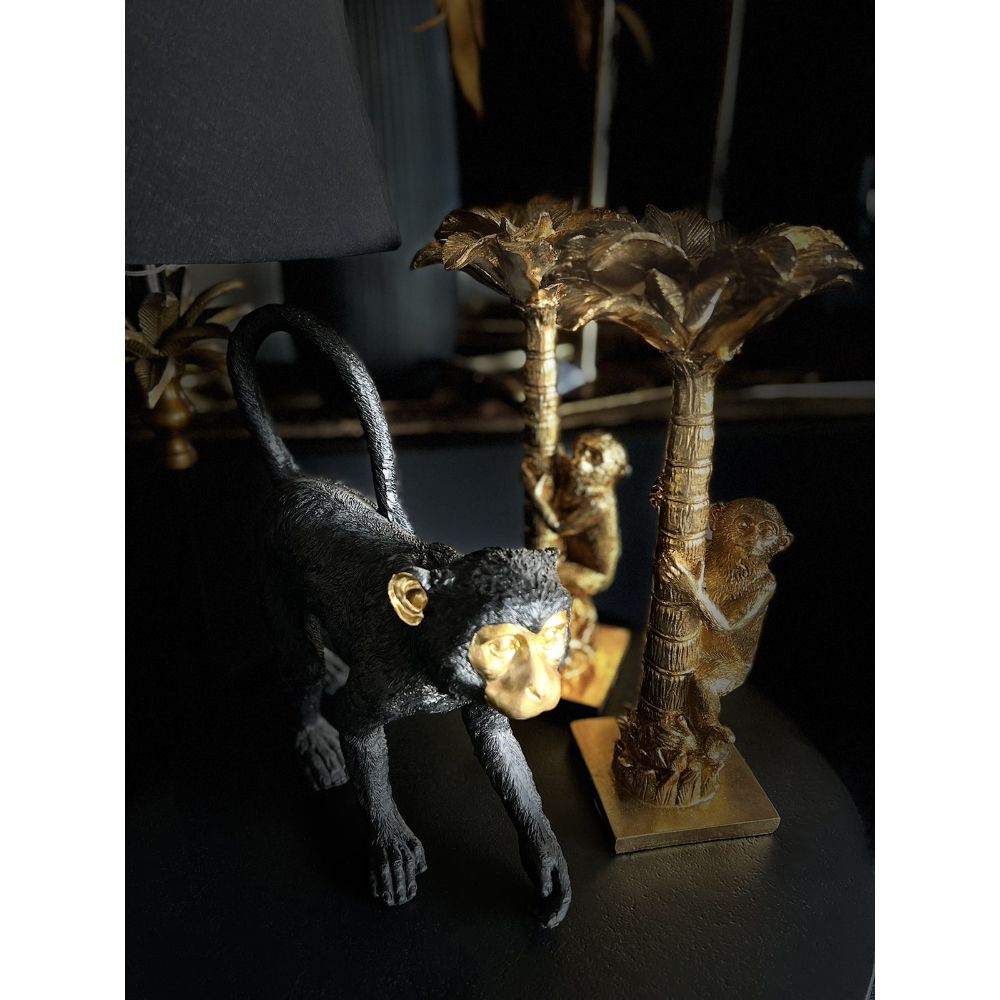 Suport lumânare JAVOL din polirășină aurie, cu maimuță pe palmier, 14x14x32 cm