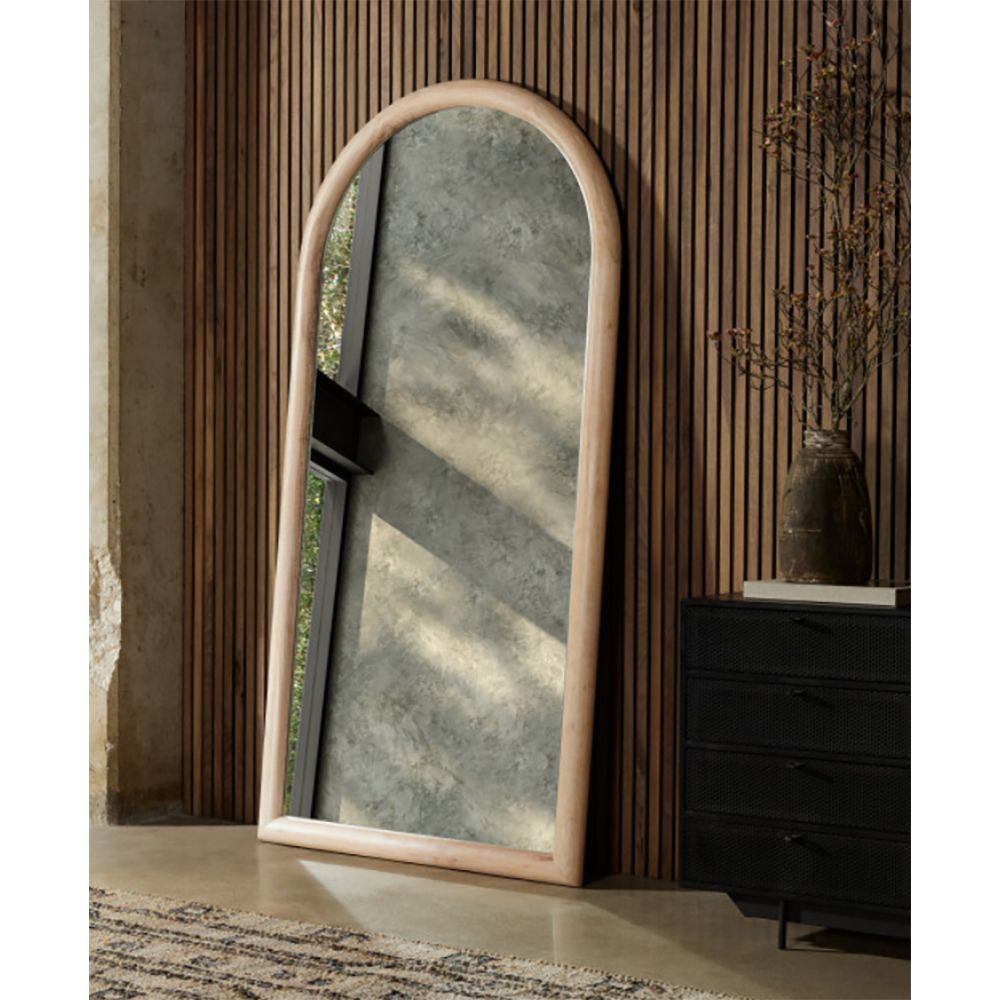 Oglindă GOLENA cu ramă curbată din lemn natural 60 x 160 cm