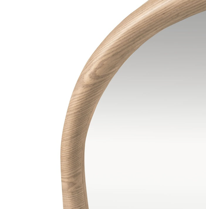 Oglindă rotundă CORBERO cu ramă din furnir de lemn de 103 cm
