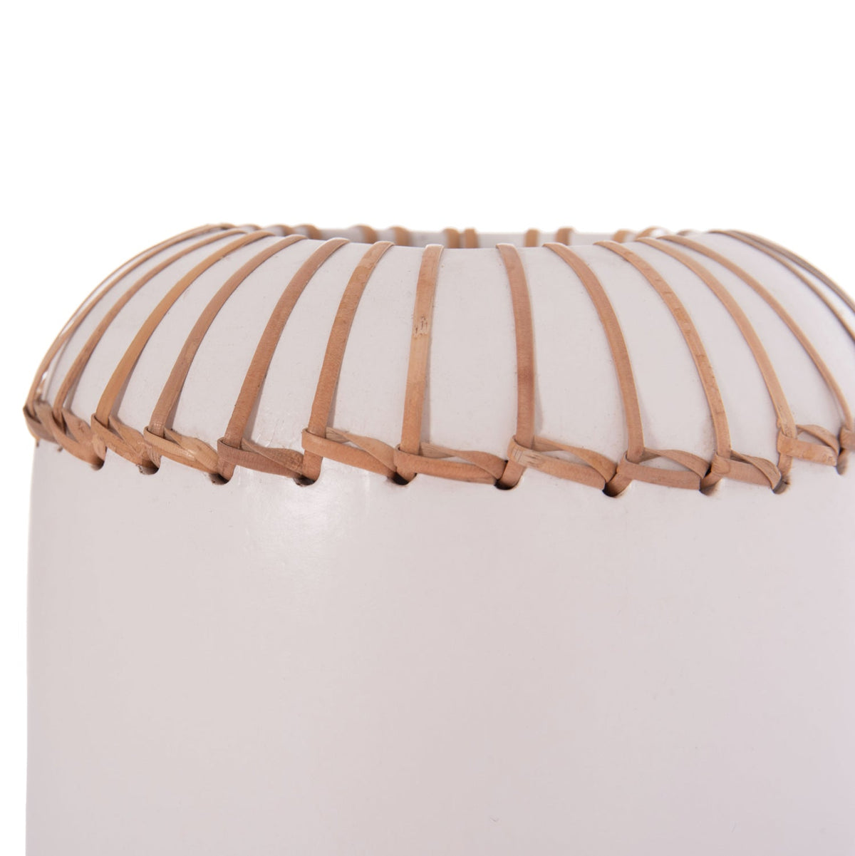 Vază decorativă ELDVAR LONG din teracotă cu ratan natural, 18 x 18 x 33 cm